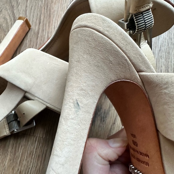 Schutz Farabeca heels. Buckle sling back open toe nude/cream heels. Size 6. - Picture 6 of 9